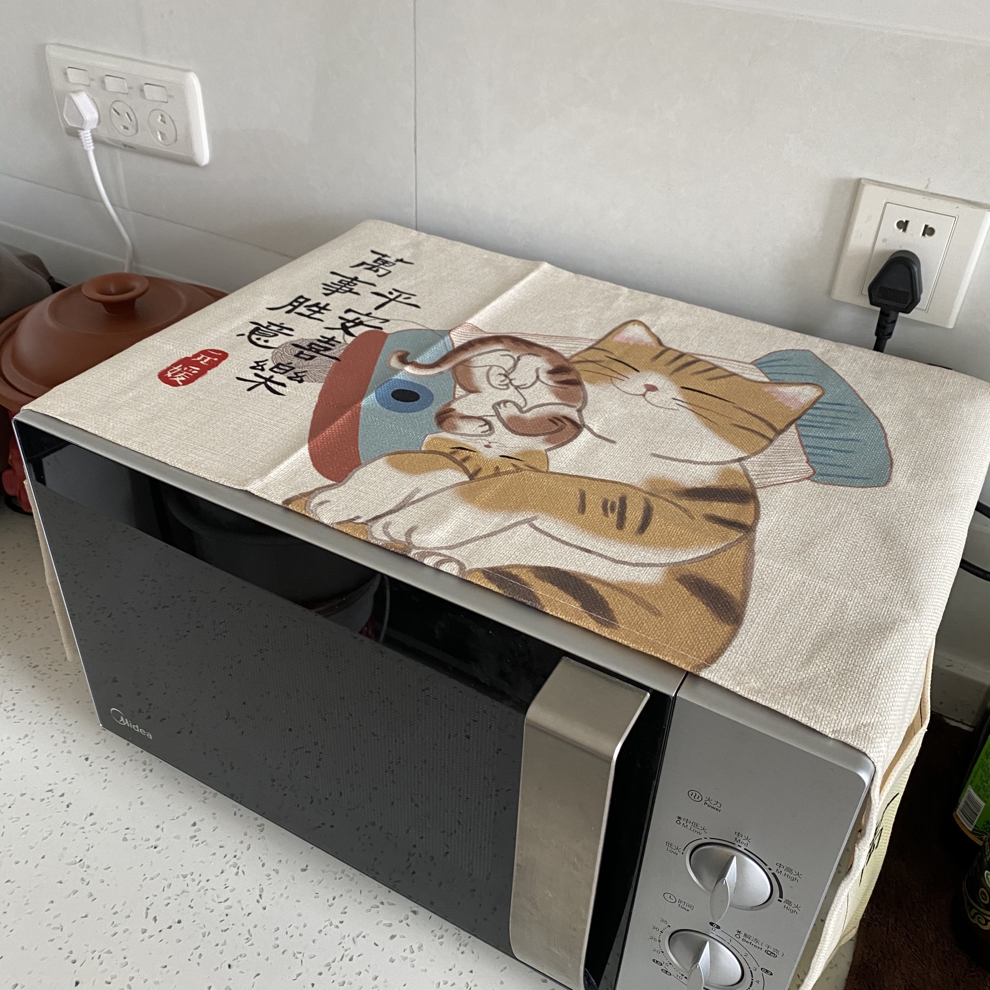 在这些家居奇观面前，德国的“油烟往屋内排”都显得小儿科了