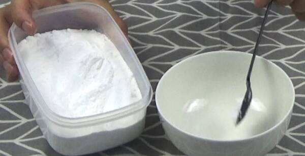 如何清理油烟机油污妙招,油烟机油污太厚怎么清理