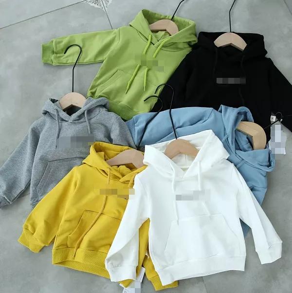 男孩儿被拉链卡住了,男孩被拉链卡住了眼皮被扯掉