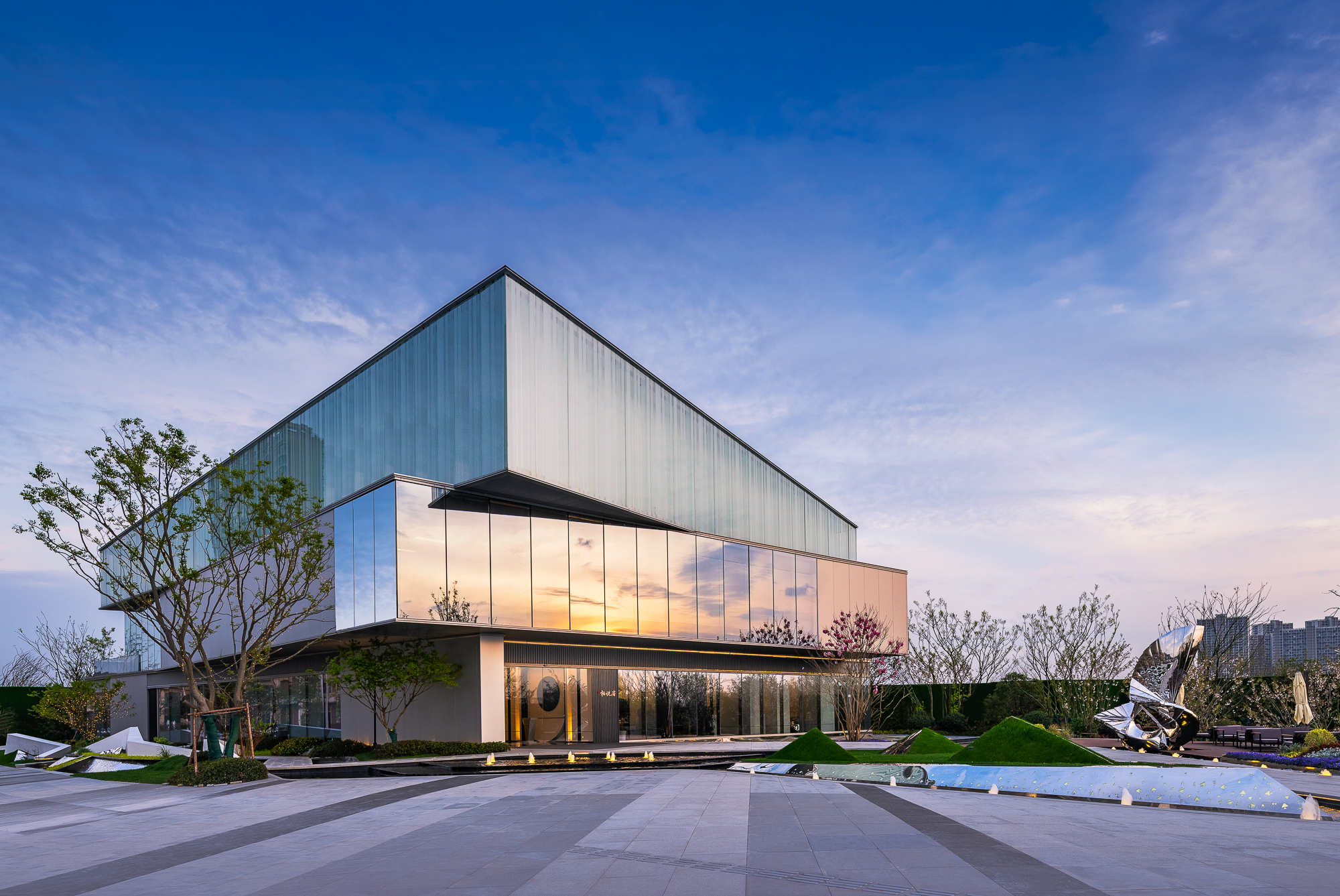 世界从头开始,世界从此万物生长