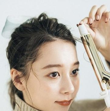 穿高领毛衣蝴蝶结怎么扎好看,珍珠毛衣怎么打蝴蝶结好看