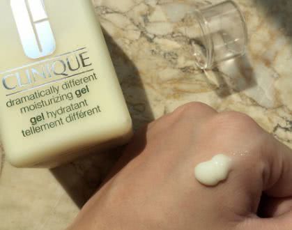 倩碧卓越清爽啫喱黄油乳30ml小样,倩碧卓越润肤乳黄油版测评