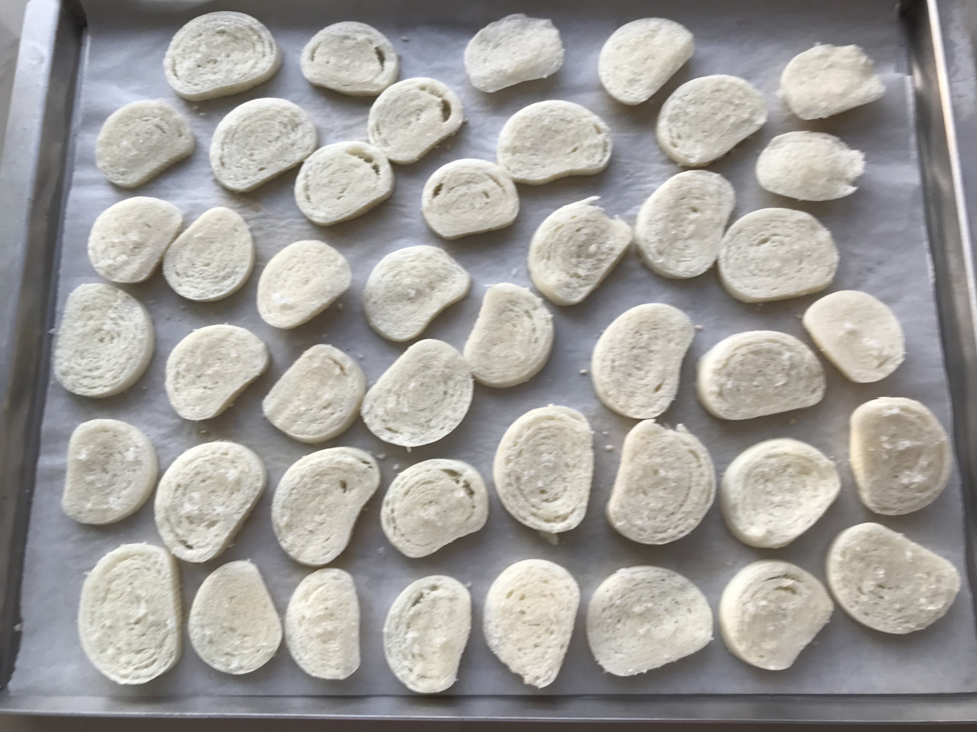 馒头吃不完怎么做成家常菜,馒头吃不完怎么做好吃不用锅