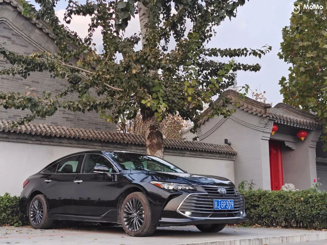 2021款2.5汽油版丰田亚洲龙实测,新款丰田亚洲龙2.0l豪华版试驾