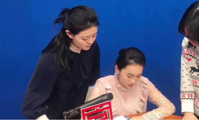 学习播音主持学什么专业好,播音主持专业艺考面试应对技巧