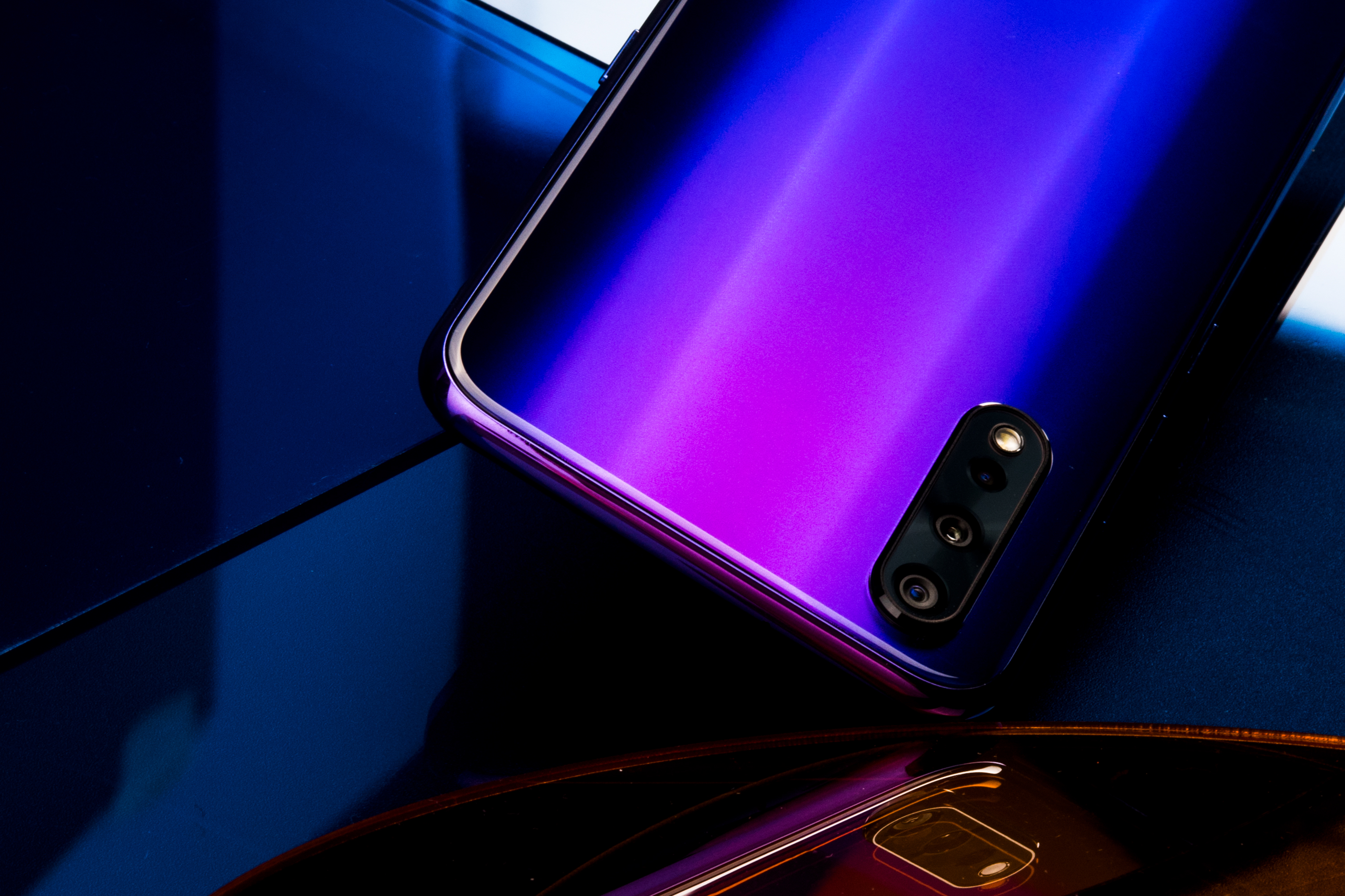 iqooneo855版价格,iqooneo855版原装屏多少钱