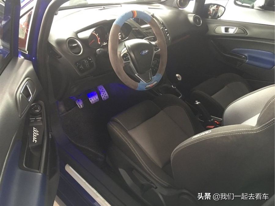 13款嘉年华两厢1.5自动二手车,2012嘉年华自动运动型二手车价格