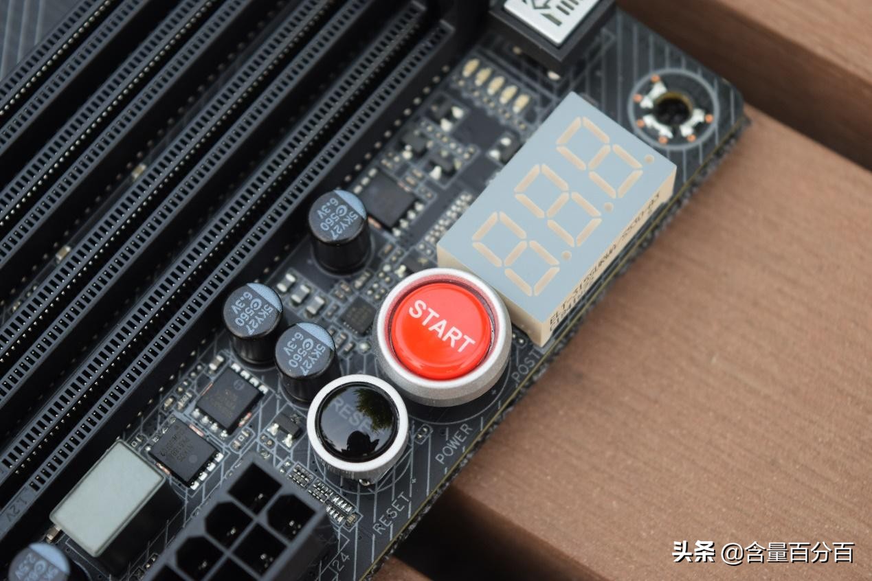 吃用生活品必买,但核心还是CPU、校色仪和主板