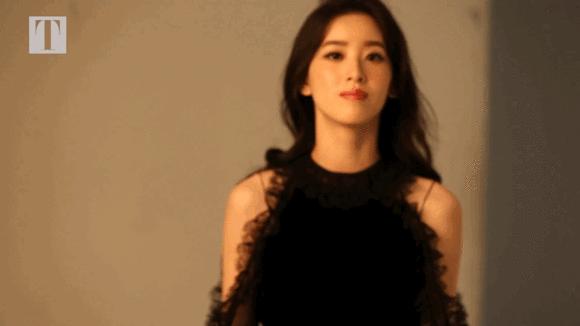 章泽天出席活动发言,章泽天26字发文