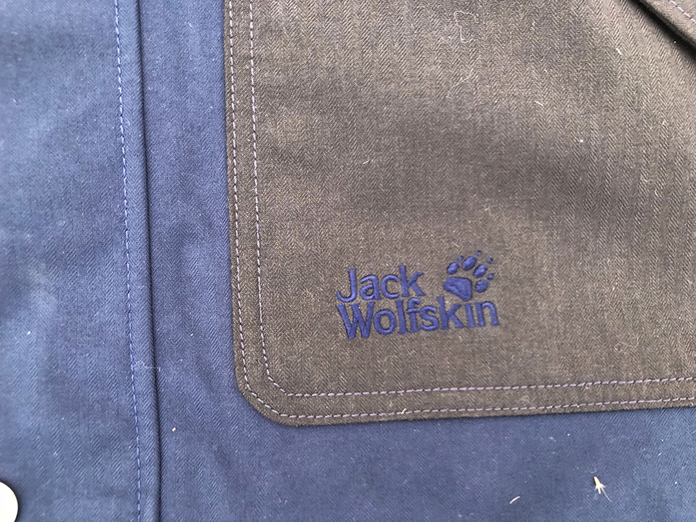 jackwolfskin狼爪冲锋衣黑白,jackwolfskin狼爪男士冲锋衣