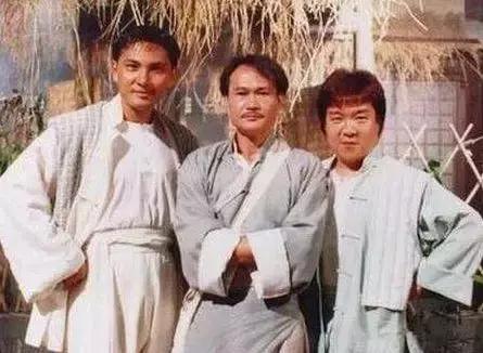 僵尸道长第二部向英叔林正英致敬,林正英从龙套到僵尸道长118部混剪