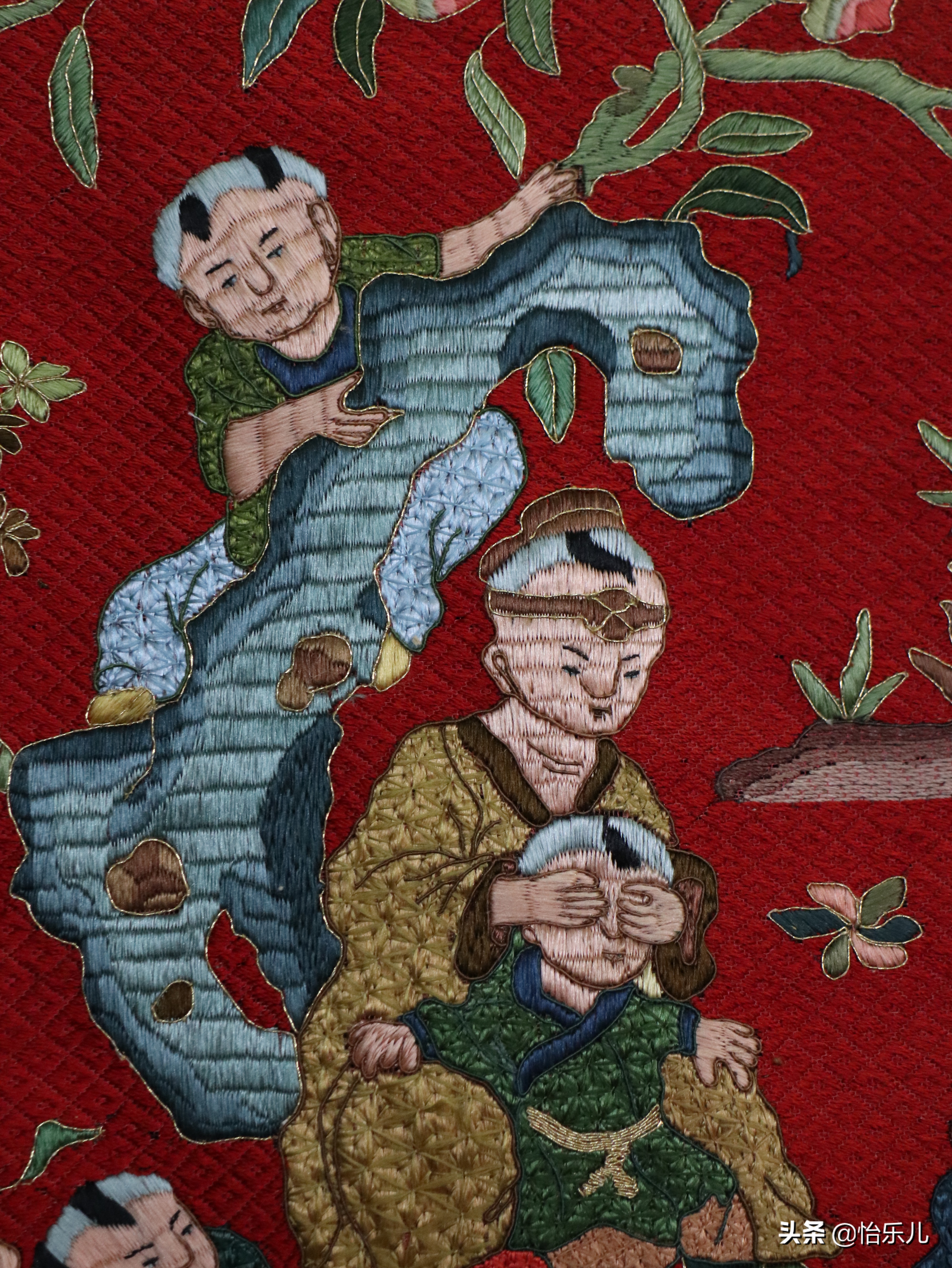 明十三陵出土文物百子衣,明定陵出土服饰