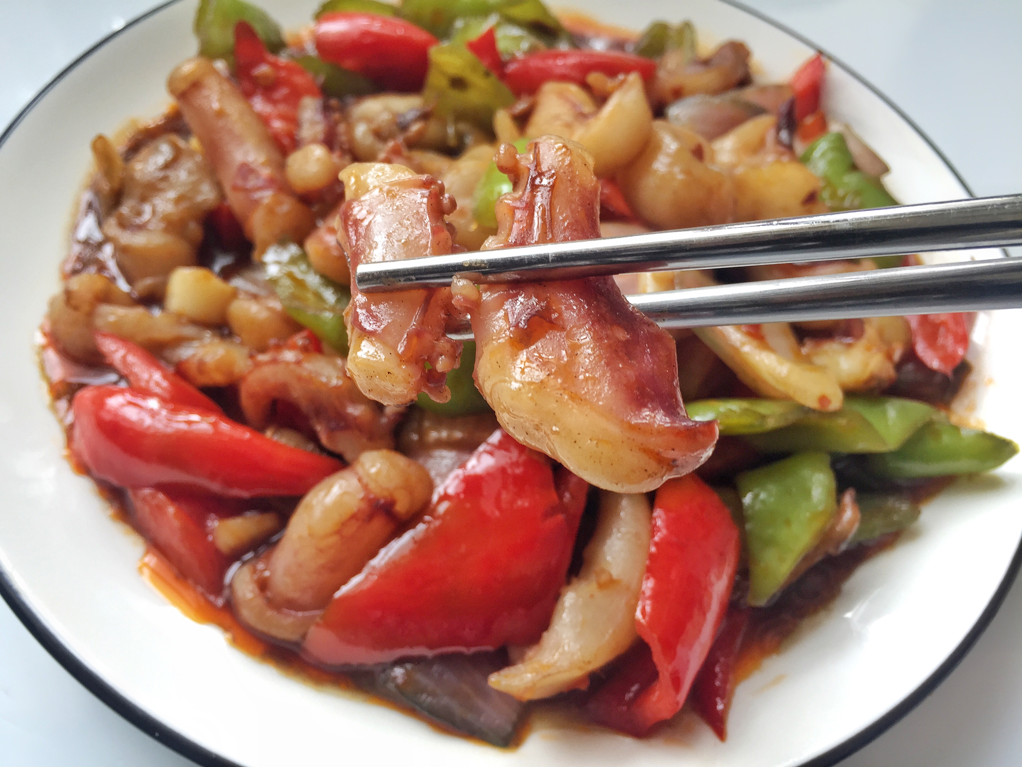 鱿鱼的做法爆炒鱿鱼是硬的吗,鱿鱼须的家常做法爆炒鱿鱼视频