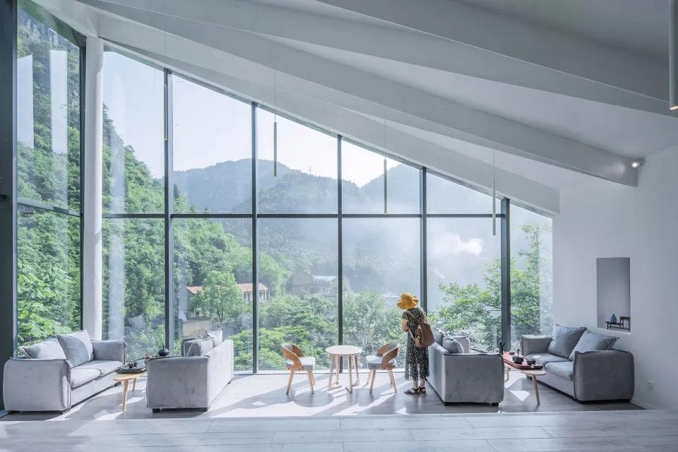 大山里的茶吧咖啡馆在哪里,隐藏在大山里的咖啡馆