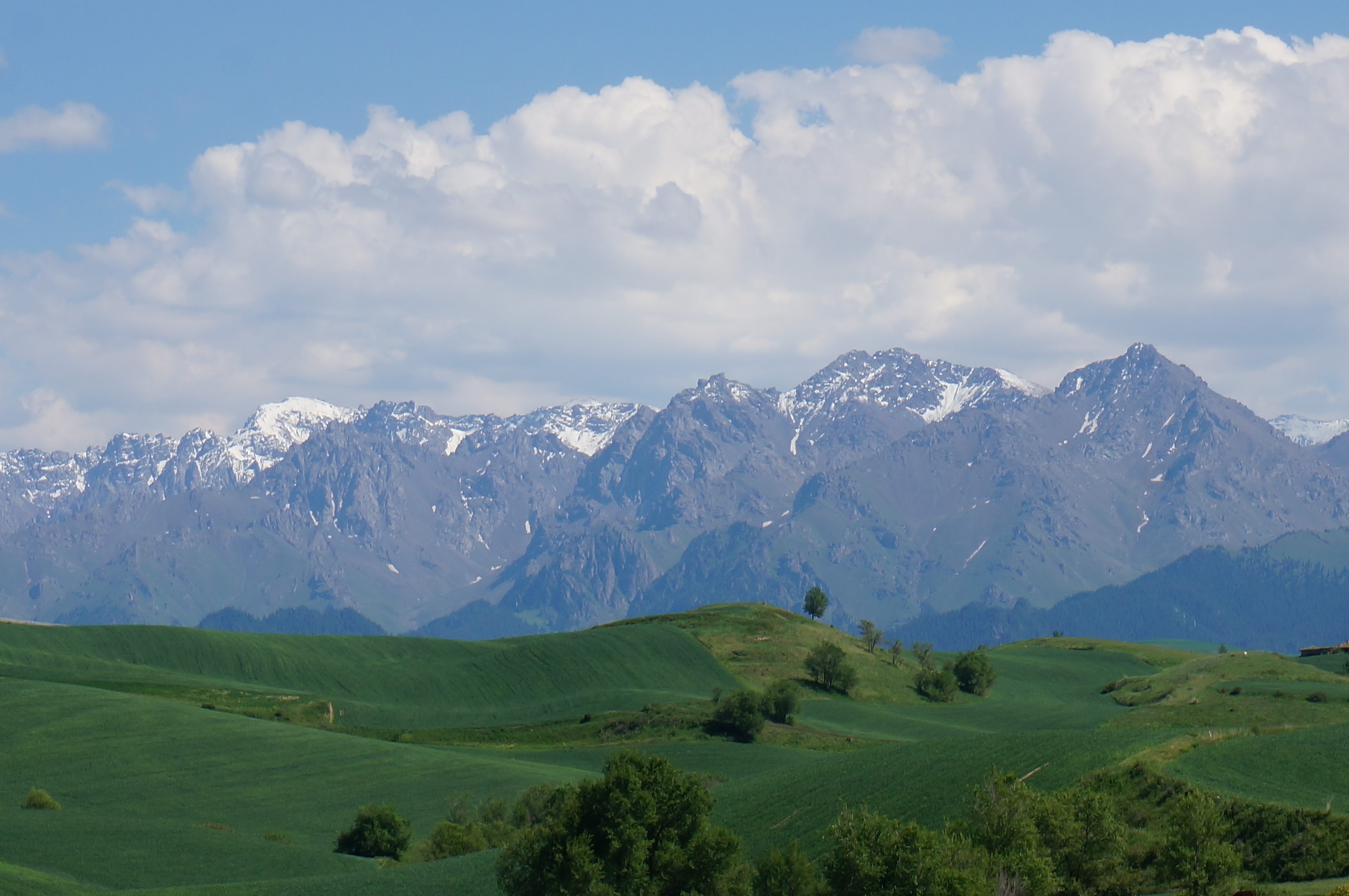 最新自驾出疆路线攻略,湖北出发新疆自驾游最佳路线寒假