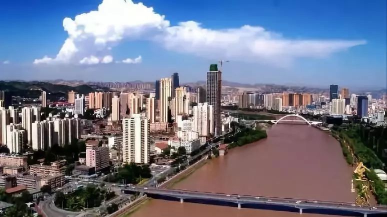 再回首看兰州发展再眺望看兰州进步