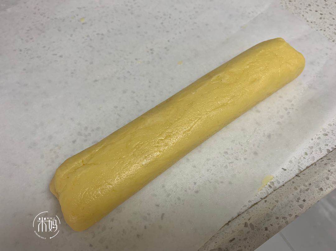 酥脆香甜的曲奇简单揉几下就可以,无需打发的曲奇做法