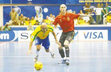 室内足球和职业足球,足球发展史带你了解