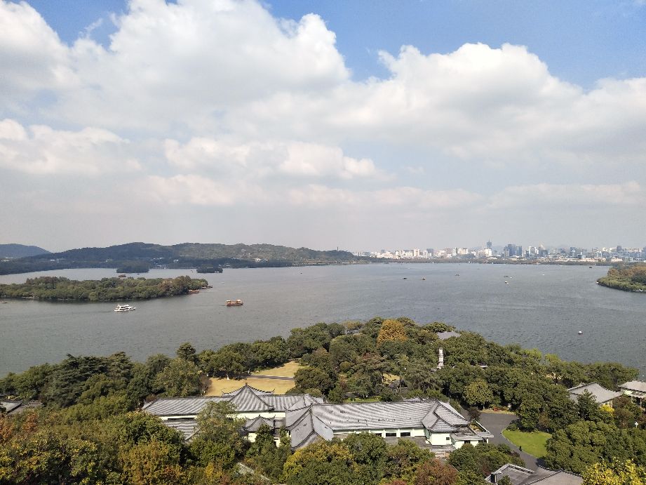雷峰塔和净慈寺的风景,西湖美景雷峰塔一游