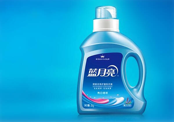 发黄白衬衫如何用84洗白,白衬衫发霉发黄洗白小窍门