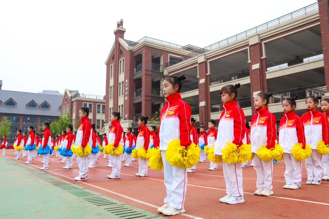 元气满满！高新一小麓湾分校第二届春季田径运动会活力来袭