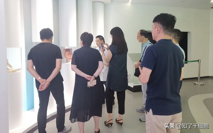 知了生物携企业好友走进北科生物河南细胞库