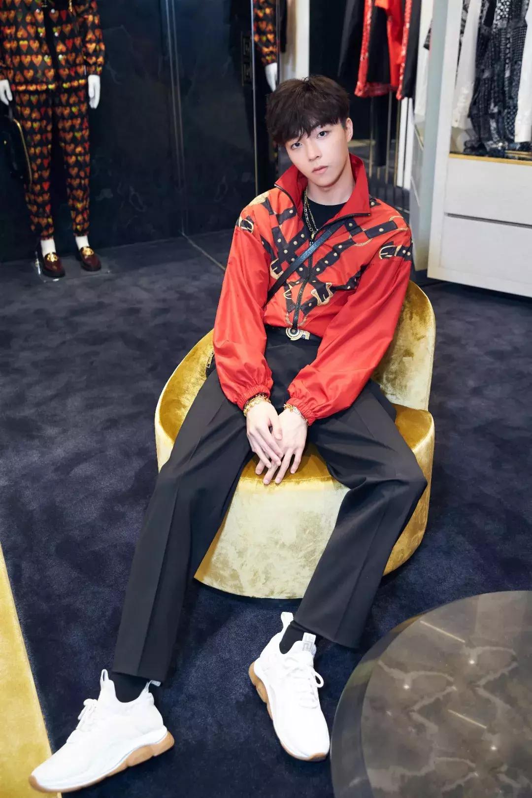 杨幂靠哪一部电视剧出名,杨幂靠什么维持热度