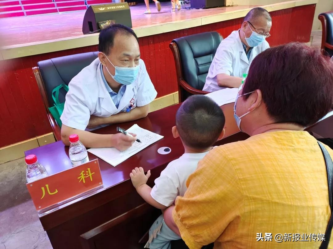 湖北省服务百姓健康大型义诊活动,信阳中心医院义诊