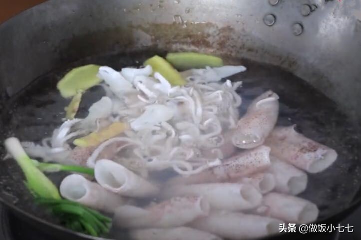 鱿鱼怎么做给孩子补钙,鱿鱼能做什么辅食