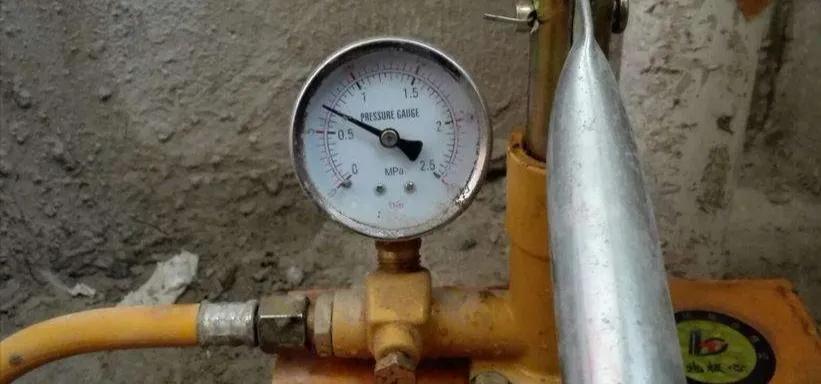 水管打压测试打到几个压,水管压槽和开槽的区别