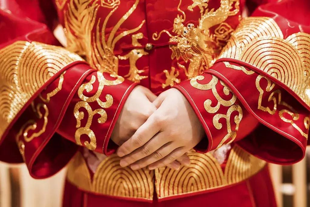 什么命的人不能穿红色,这两种人千万不能深交