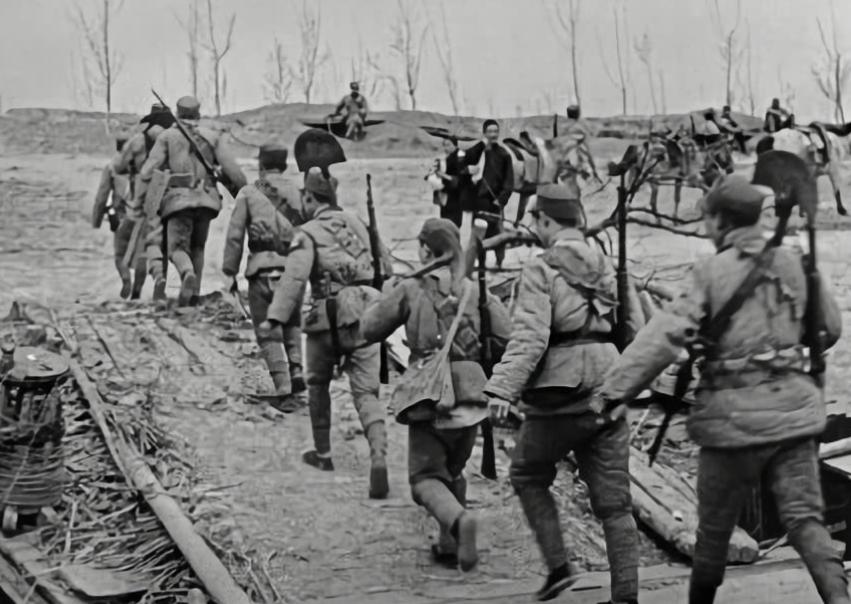 抗战时团长相当于什么级别,红军团长和八路军团长