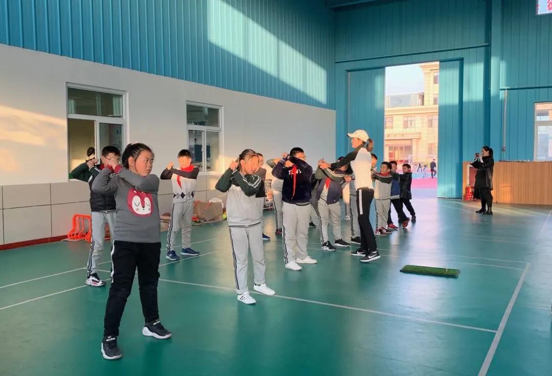 太原市小店区华德天一小学校,太原华德天一小学好不好进