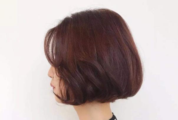 换发型真能改变一个人,适合包子脸的12种发型