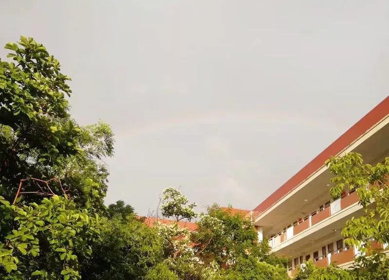 江苏省五星级高中(四)江苏省锡山高级中学