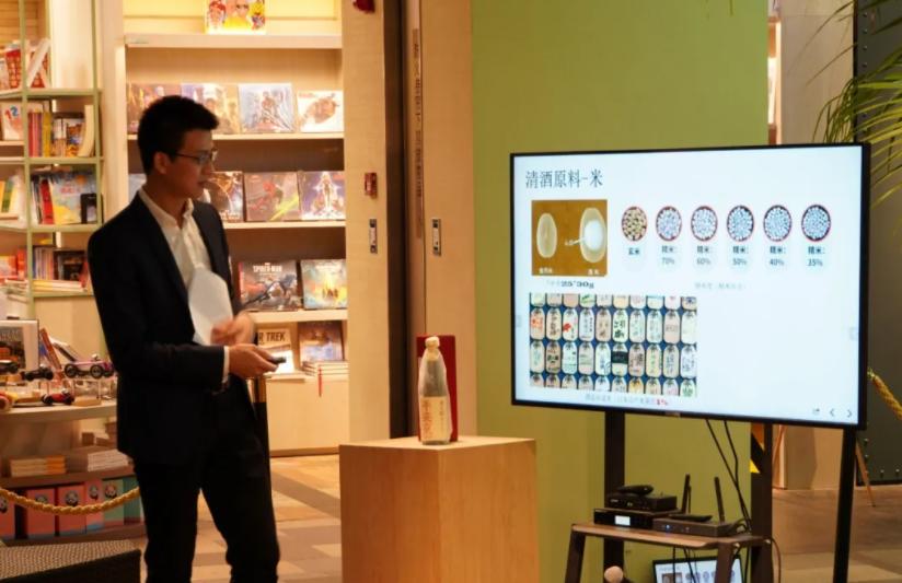 正是春暖花开去赏樱花,趁阳光明媚春暖花开