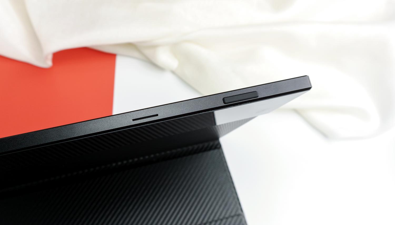 switch游戏机便携版测评,办公和玩switch的显示屏