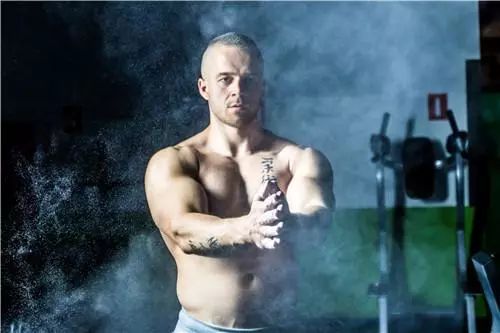 胸肌锻炼最有效的方法,胸肌锻炼方法健身器材图片