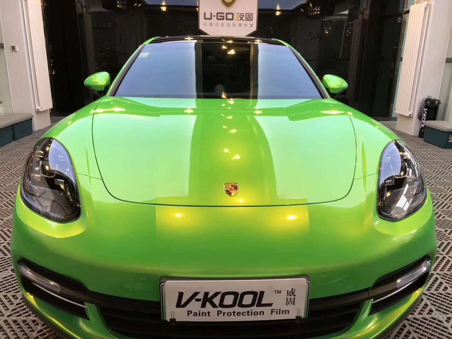 汽车改色贴膜如何识别好坏,碳纤维贴膜怎么区分好坏