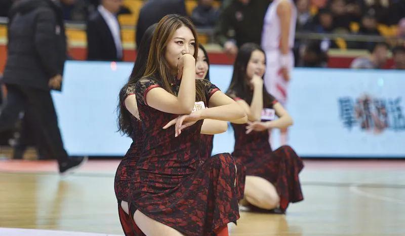 中美女子拉拉队一览