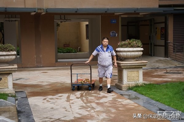 在搬家公司开车什么体验？并没那么轻松