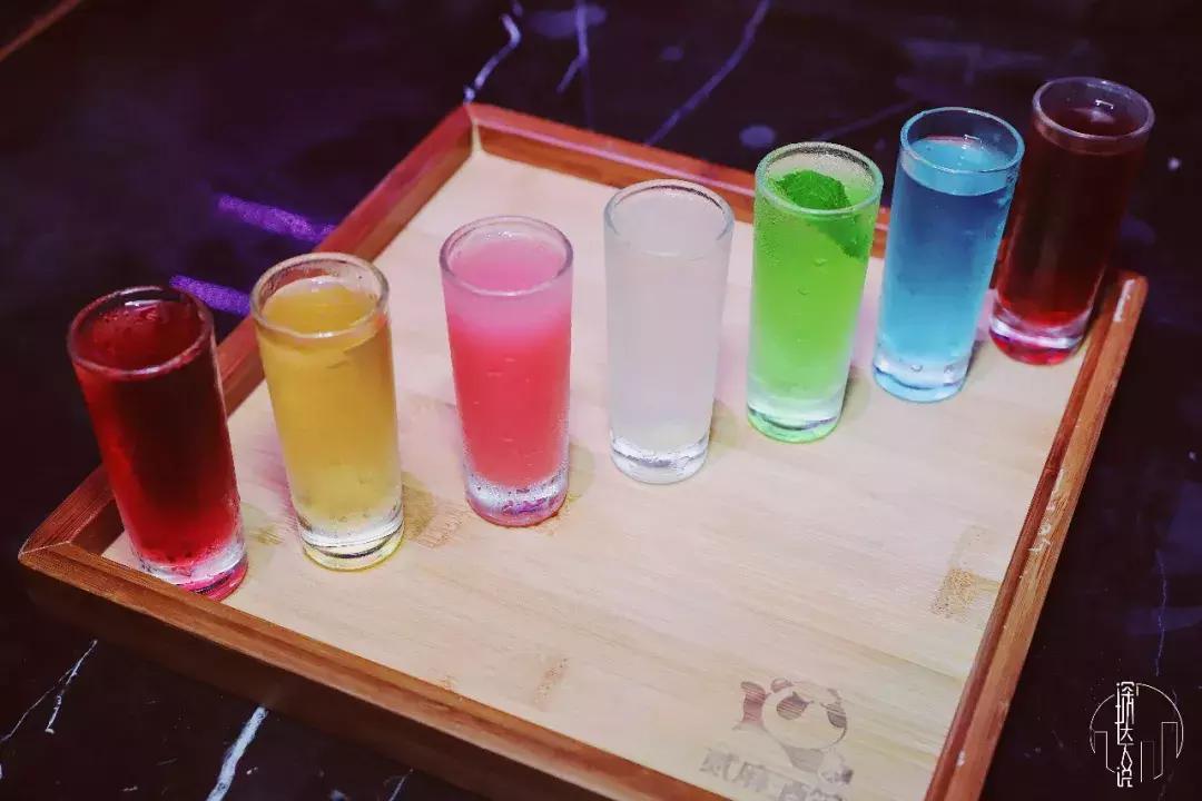 深圳市贰麻酒馆,深圳市贰麻酒馆餐饮管理有限公司