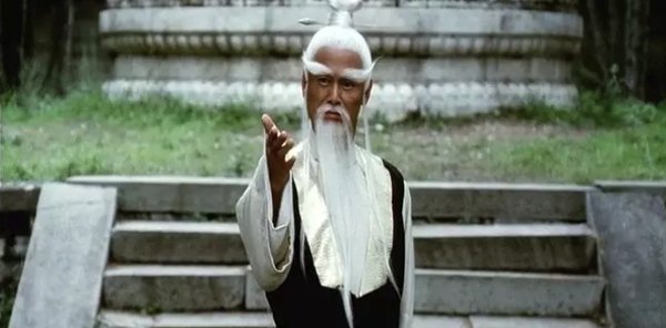 李连杰谈中国动作电影,成龙李连杰都赞的国外电影