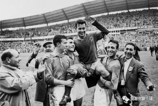 足球历史最好看的十大阵型,足球历史上经典阵型