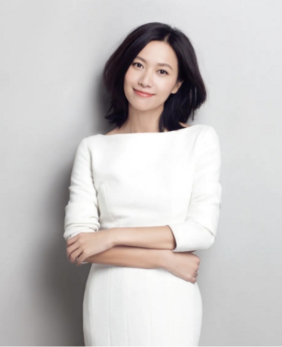 苏秘37°X徐静蕾跨界携手,鎏金溯茫礼盒闪耀上市