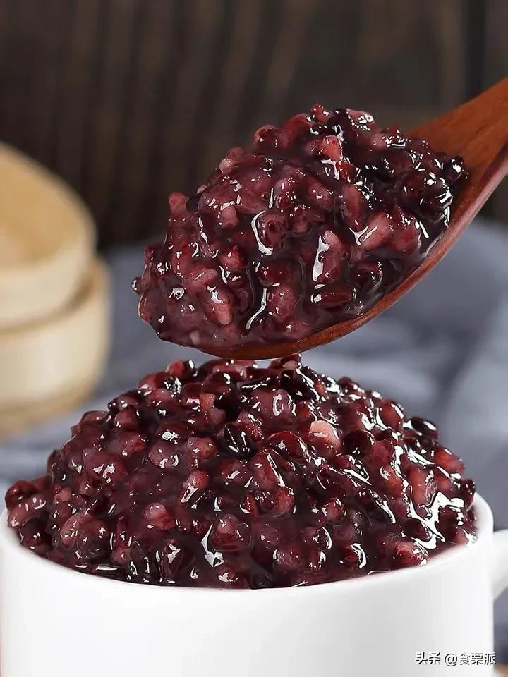 奶茶越来越像八宝粥,现在的奶茶越来越像八宝粥了