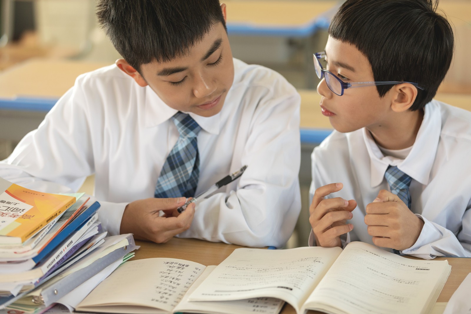 高三模考不超过400分还能上大学吗,高三模考都是450左右能考上一本吗