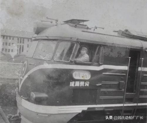 老婆叫我回家干活！回顾96年黔桂线关东站列车侧面冲突重大事故