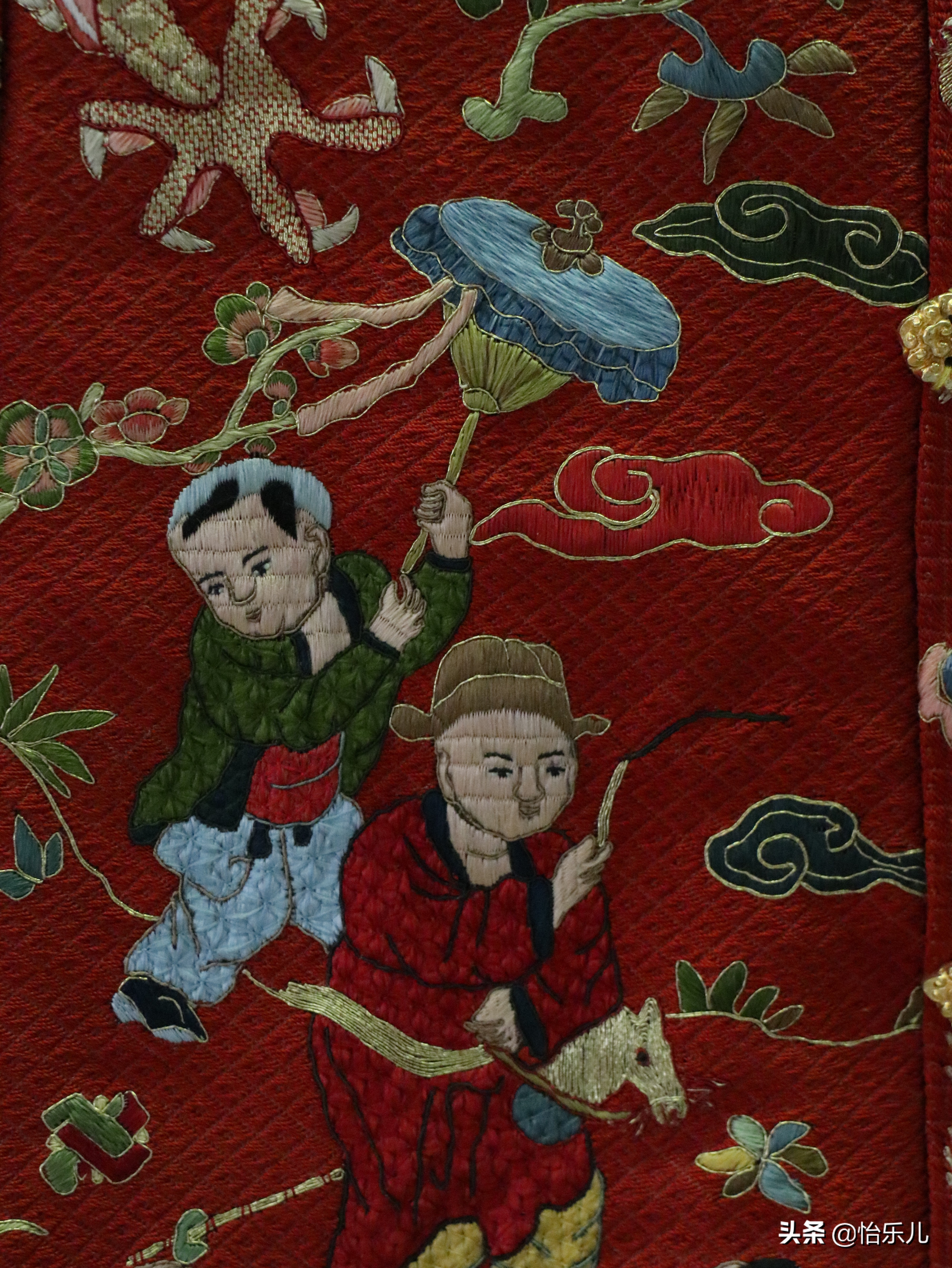 明十三陵出土文物百子衣,明定陵出土服饰