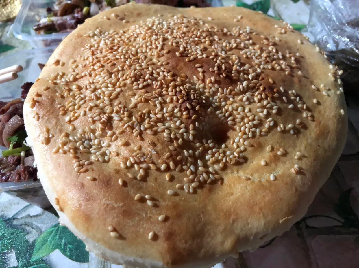 郑州夫妻卖肉夹馍,河南的夫妻卖烧饼